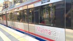 Marmaray Sirkeci’de arıza: Onlarca yolcu mahsur kaldı
