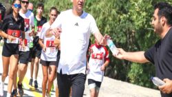 Özgür Özel, 47. İstanbul Maratonu’na katılıyor: Siyasi davalarla, suçsuz yere hapiste yatan yol arkadaşlarımız adına da ‘iyilik’ için koşacağım
