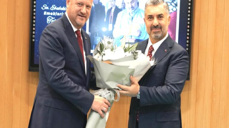 RTÜK’te devir teslim töreni: Ebubekir Şahin, koltuğu Mehmet Daniş’e devretti