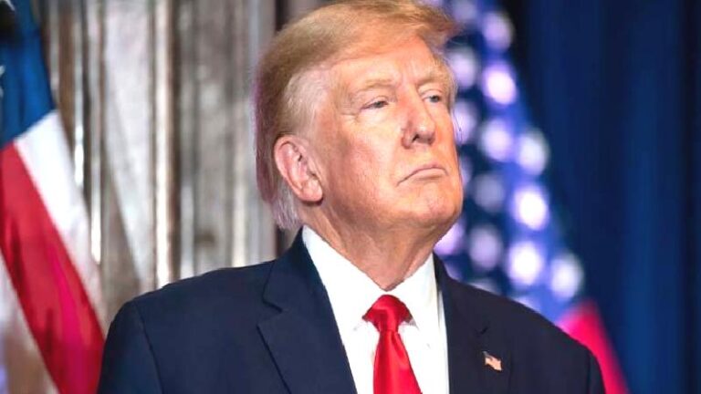 Trump: Donanma tarihinde hiç olmadığı kadar çok ve harika gemiler yapacağız