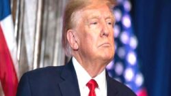 Trump’ın işten çıkarma kararı yargı engeline takıldı