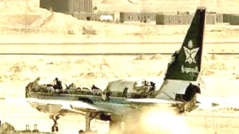 Uçuş 163: Yere sağlam inen uçakta 301 yolcu nasıl öldü?