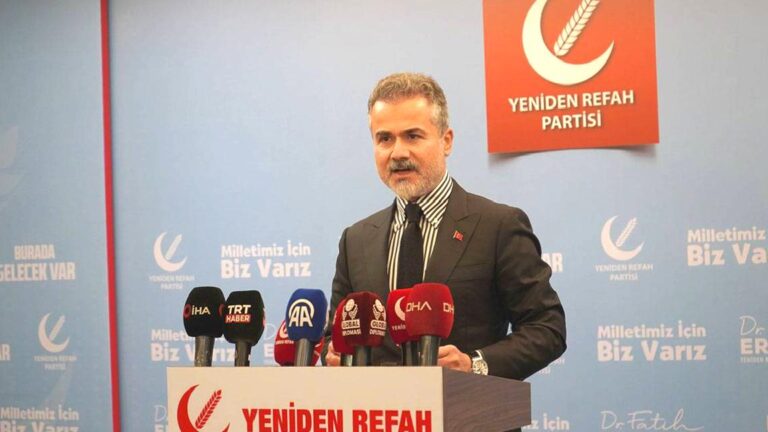 Yeniden Refah: TBMM Başkanı’nın iki satır Kürtçe şiir okumasıyla Türkiye bölünmez, eleştirmemiz gereken Meclis’te ‘biji serok apo’ sloganlarına tepkisizliğidir