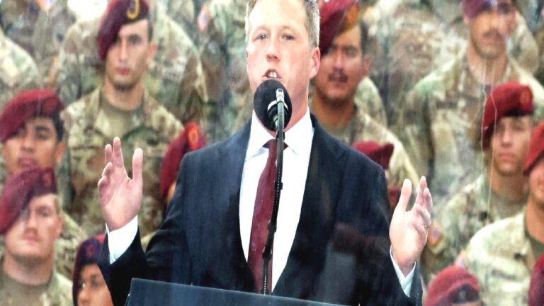 Batı medyası: ABD’nin Ukrayna Özel Temsilcisi Driscoll, Kiev’e yenilginin kaçınılmaz olduğunu söyledi