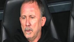 Beşiktaş’ta Sergen Yalçın kırmızı kart gördü!