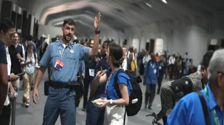 COP30’da yangın paniği: Konferans alanı tahliye edildi