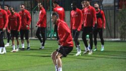 Çorum FK’nin yeni teknik direktörü Hüseyin Eroğlu takımla ilk antrenmana çıktı