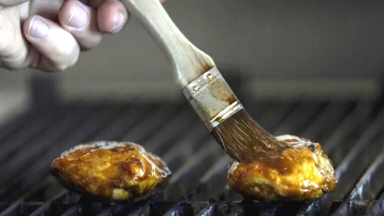 Macaristan, laboratuvarda yetiştirilen etin üretimi ve satışını yasakladı