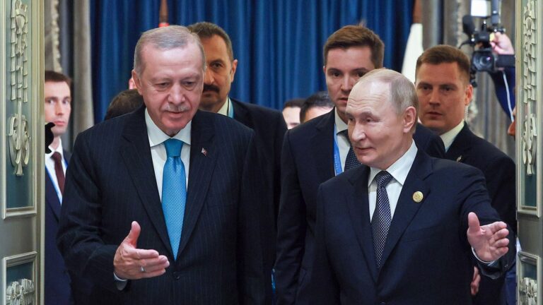 Peskov: Putin ve Erdoğan’ın günün ikinci yarısında konuşması bekleniyor