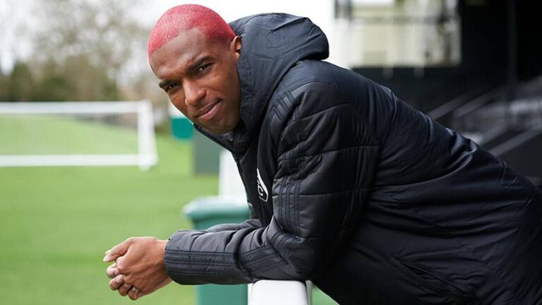 Ryan Babel’den derbi yorumu: Ne kadar acı olabileceğini biliyorsunuz