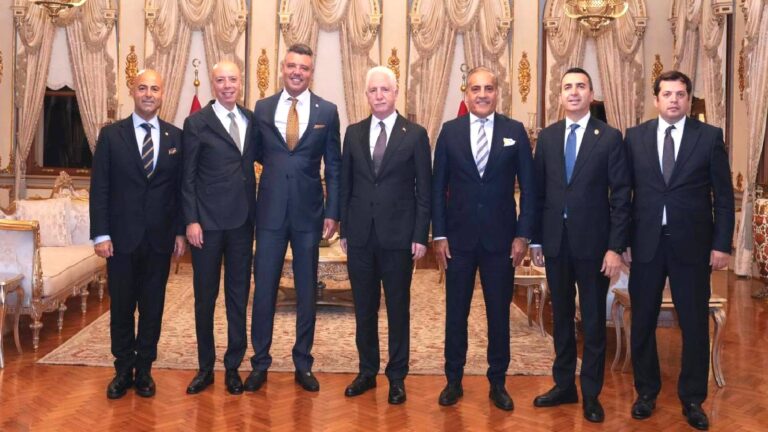 Sadettin Saran, İstanbul Valisi Davut Gül’ü ziyaret etti