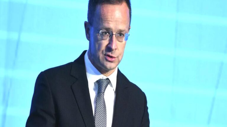 Szijjarto’dan Orban’ın Moskova ziyaretine ilişkin eleştirilere yanıt: Macaristan egemen bir dış politika izliyor