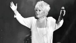 Türk sanat müziğinin usta ismi Muazzez Abacı doğum gününde hayatını kaybetti