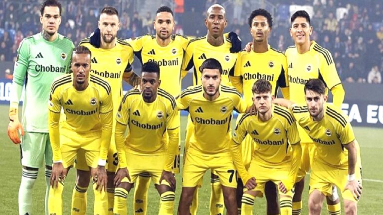 Usta yazardan Fenerbahçe’nin yıldızlarına eleştiri! “Kim daha kötü oynayacak yarışı”