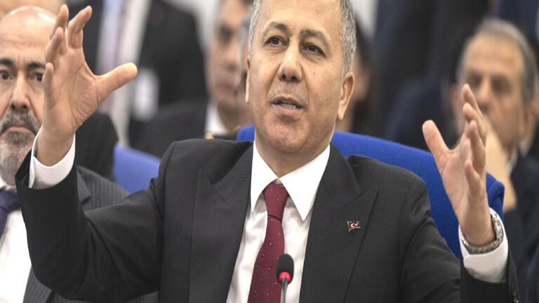 Yerlikaya’dan ‘suça sürüklenen çocuklarla ilgili ‘caydırıcılığı tekrar masaya yatırmamızın zamanı geldi’ açıklaması