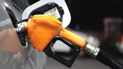 Benzin ve motorine zam geliyor: Yeni yılda akaryakıt fiyatları değişecek