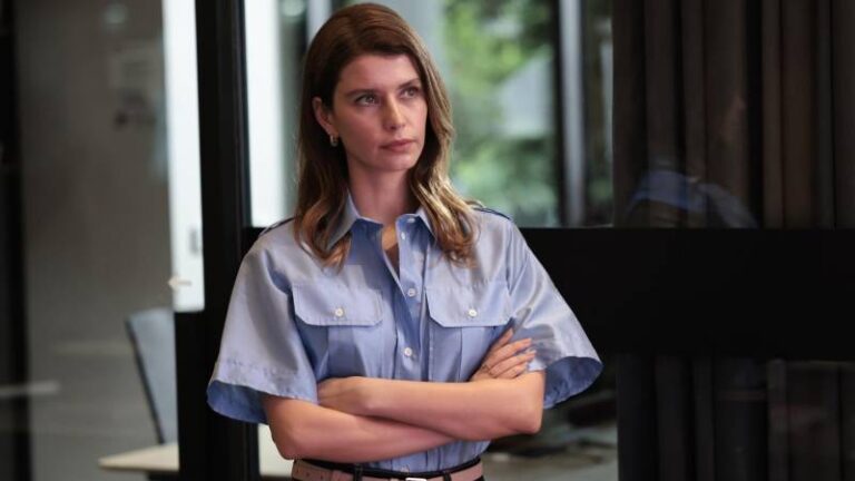 Beren Saat’in “Gizli Profil” filmi vizyon listesinden kaldırıldı!