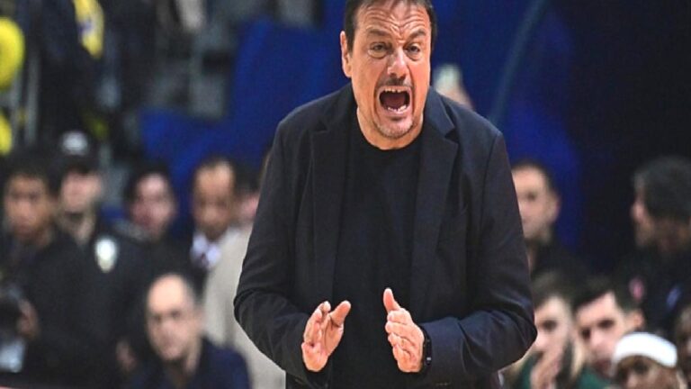 Ergin Ataman’dan Fenerbahçe taraftarına sert tepki!
