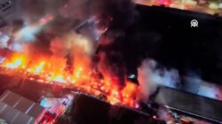 Esenyurt’ta fabrika yangını: 5 farklı noktadan müdahale ediliyor