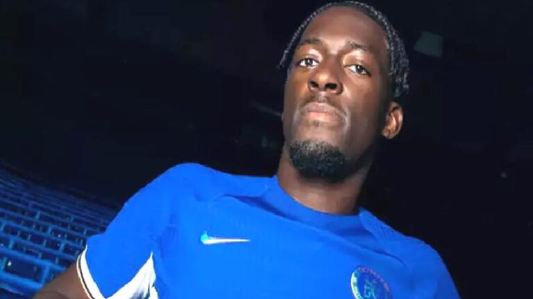 Galatasaray’a Chelsea’den Fransız stoper