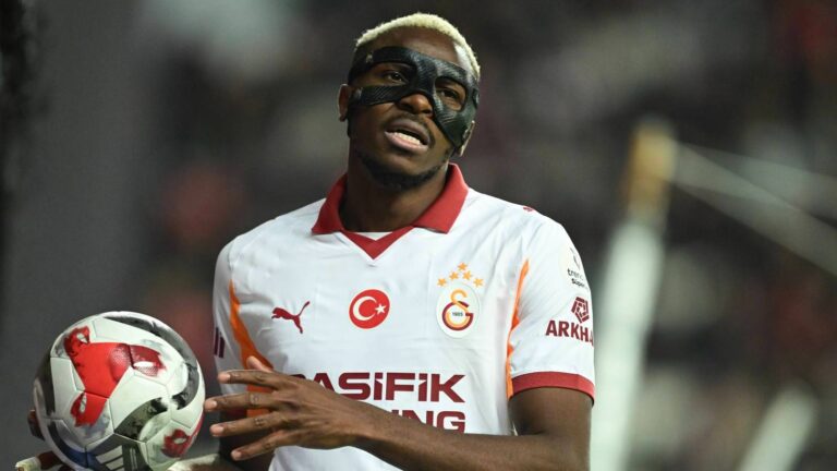 Galatasaray’da Victor Osimhen, cezalı duruma düştü
