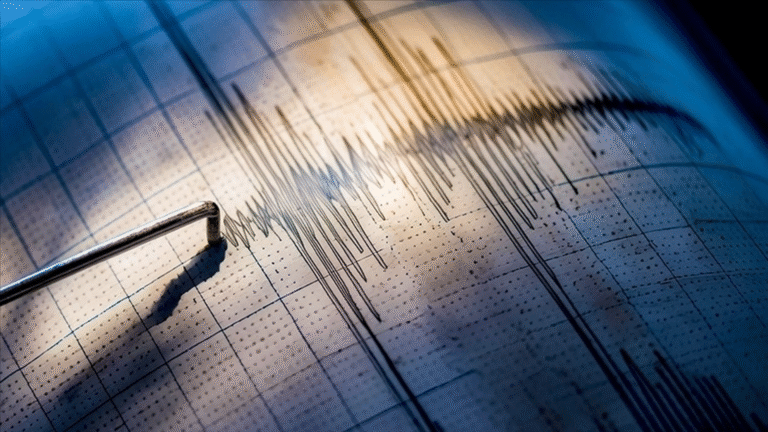 Japonya açıklarında 5.9 büyüklüğünde deprem