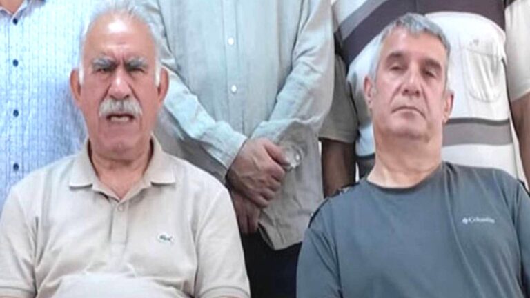 Öcalan mesaj gönderdi, tahliye olan koğuş arkadaşı Veysi Aktaş okudu: Devletle olan ilişkimi demokratikleşme olarak tanımlıyorum