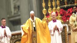 Papa 14. Leo, Vatikan’da ilk kez Noel ayini yönetti