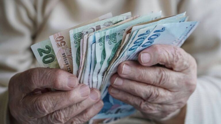 SGK Uzmanı Karakaş açıkladı: Emekli maaşına ne kadar zam olacak?