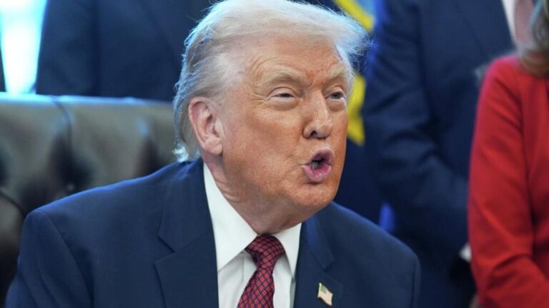 Trump yineledi: ‘Çok yakında karada da saldırı başlayacak’