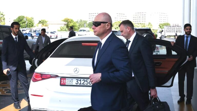 Abu Dabi’de Rusya-ABD-Ukrayna görüşmeleri yeniden başladı