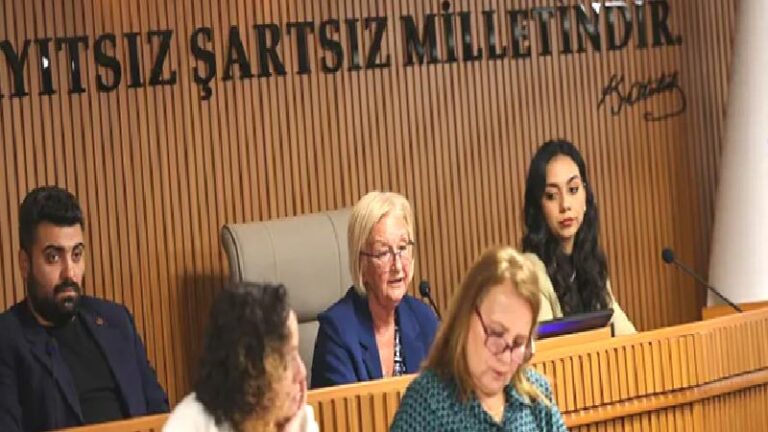 AKP’li belediye meclisi üyesinden “açlık sınırı” açıklaması: Bu ülkede açlık olsaydı Maltepe Belediye Başkan Yardımcısı Şükrü Bey’in boyuna göre fazla kilosu olmazdı