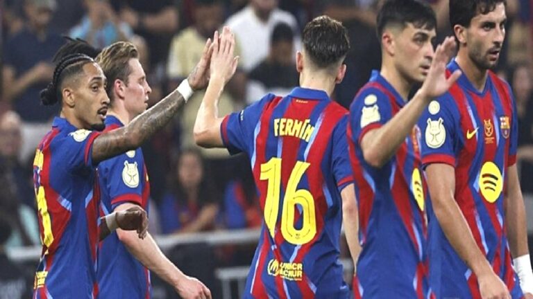 Barcelona İspanya Süper Kupa’da finale yükseldi