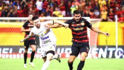 Brezilya’da ilginç anlar! Topa dokunmadan öne geçtiler