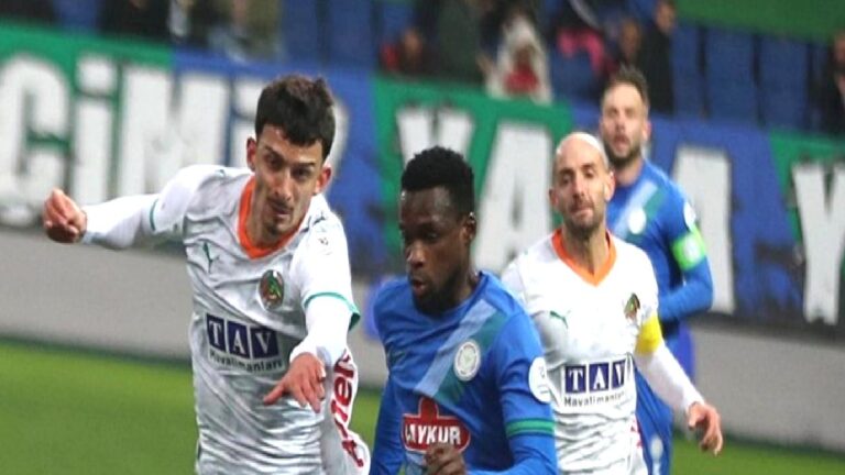 Çaykur Rizespor ile Corendon Alanyaspor berabere kaldı! (İŞTE MAÇIN ÖZETİ)