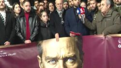 CHP’den MEB önünde “Öğrenci Gelişim Raporu” eylemi: Atatürk’ün adı öyle karnelerden silinerek unutturulmaz