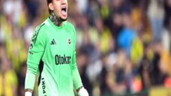 Ederson kalesinde devleşti! Art arda 2 kritik kurtarış