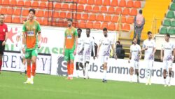 Eyüpspor, 1-0 geriye düştüğü maçı 3 golle kazandı: Alanyaspor evinde üzüldü