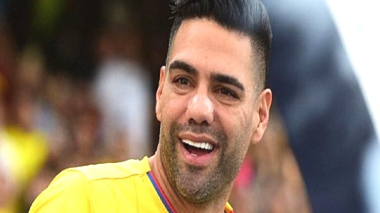 Falcao yuvasına döndü!
