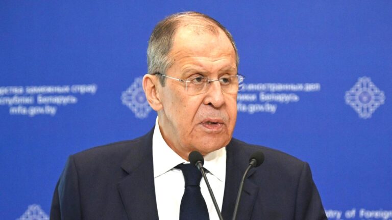 Lavrov: Rusya, ABD ve Ukrayna’nın uzlaştığı belirtilen güvenlik garantilerinden habersiz
