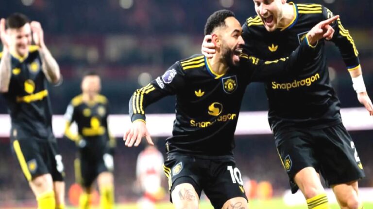 Michael Carrick’in United’ı, lider Arsenal’i devirdi