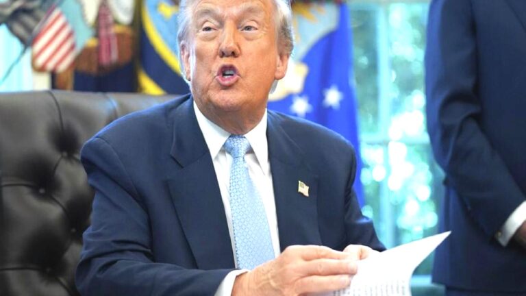 Trump: Doktorların önerdiğinden daha yüksek dozda aspirin alıyorum