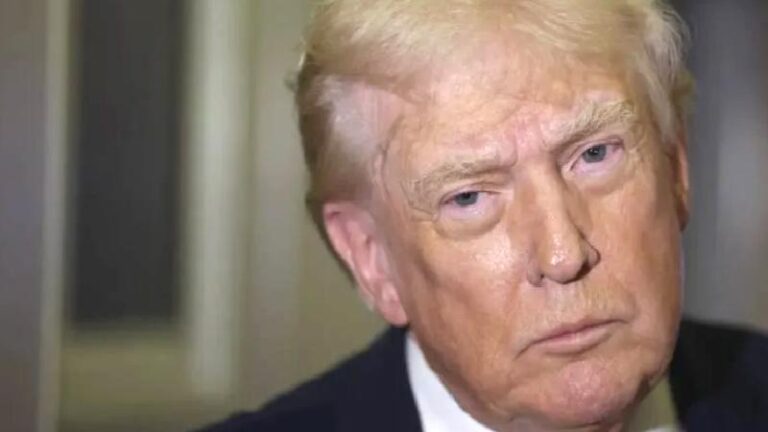 Trump, Venezuela’daki geçici yönetimin ABD’ye 30 ila 50 milyon varil petrol vereceğini duyurdu