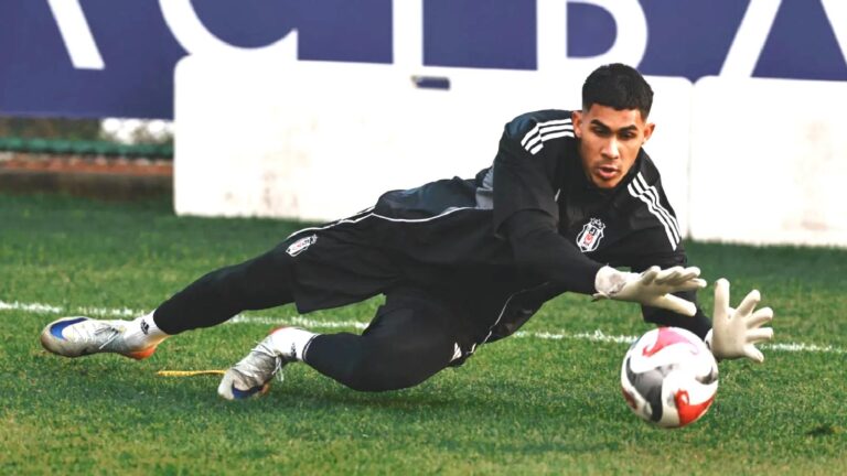 Beşiktaş’ta Agbadou, Murillo ve Devis Vasquez, ilk idmanına çıktı
