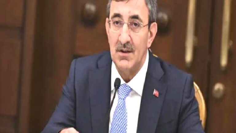 Cevdet Yılmaz: Cari açık OVP ile uyumlu gerçekleşti