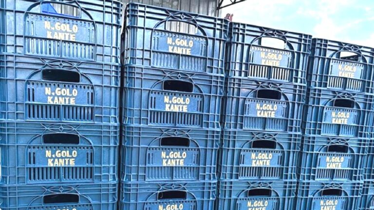 Fenerbahçeli taraftar N’Golo Kante’ye sevgisini böyle gösterdi