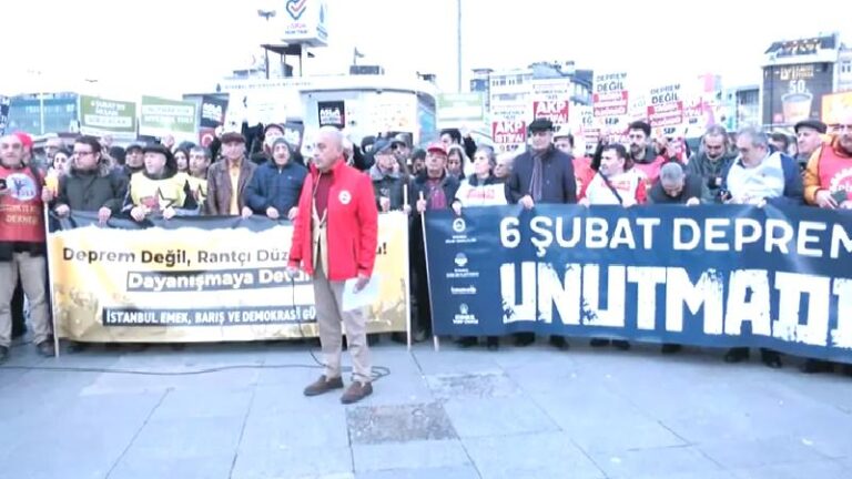 İstanbul’da “6 Şubat” anması: Algı yaratmaya çalışan iktidar, bu tutumunu Hatay’da film stüdyolarını aratmayacak törenlerle sürdürmektedir