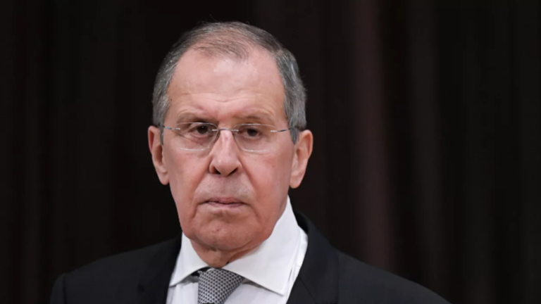 Lavrov: Macron, ‘Minsk anlaşması’ sorumluluğundan kaçamayacak