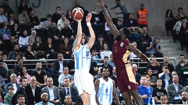 Türk Telekom Trabzonspor’u yenerek yarı finale yükseldi! (Ziraat Bankası Türkiye Kupası)