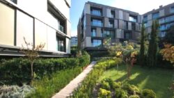 1 milyon doları zimmetine geçirip kaçmıştı: Ünlülerin oturduğu sitenin yöneticisi yakalandı!